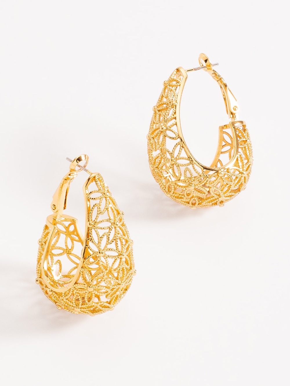 Delicate Gold Filigree Teardrop Hoop Earring Nice and Bella